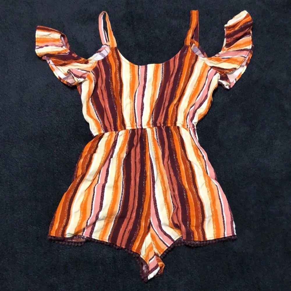 XHILARATION Romper Striped Cold Shoulder with Pom-Pom Trim & Pockets Sz S - Picture 13 of 16